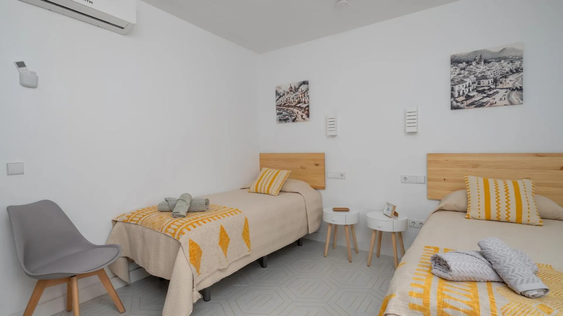 Terra By La Pita - Central Premium Apartment With Parking Эстепона