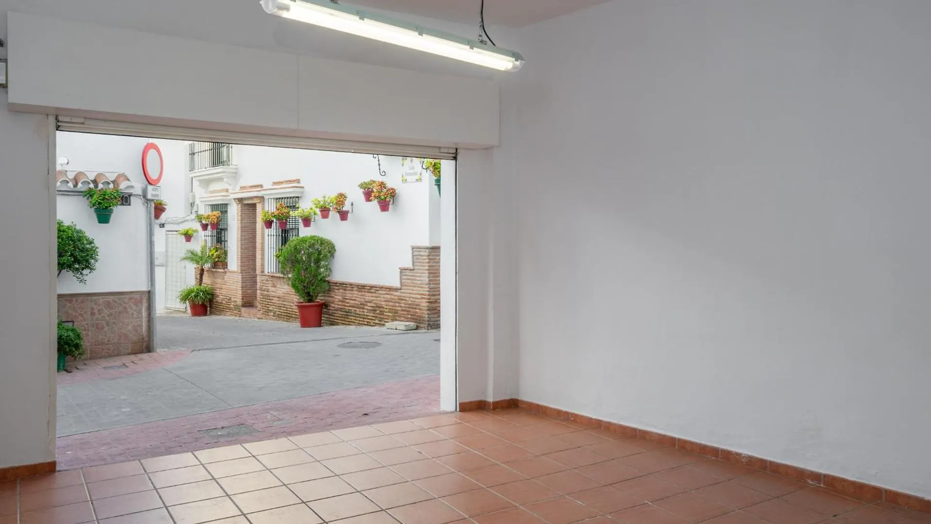 Terra By La Pita - Central Premium Apartment With Parking Estepona