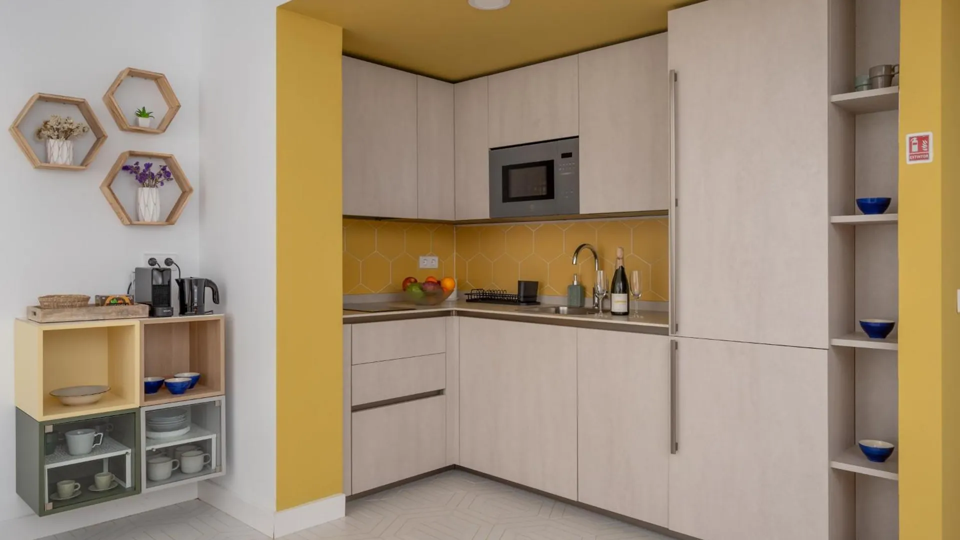 Terra By La Pita - Central Premium Apartment With Parking Estepona Spain